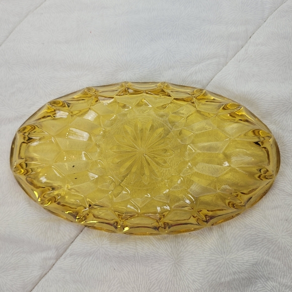 Vintage Amber Shallow Glass Serving Bowl Trinket Dish 4 x 7 x 1 1/4 home decor - Picture 2 of 5